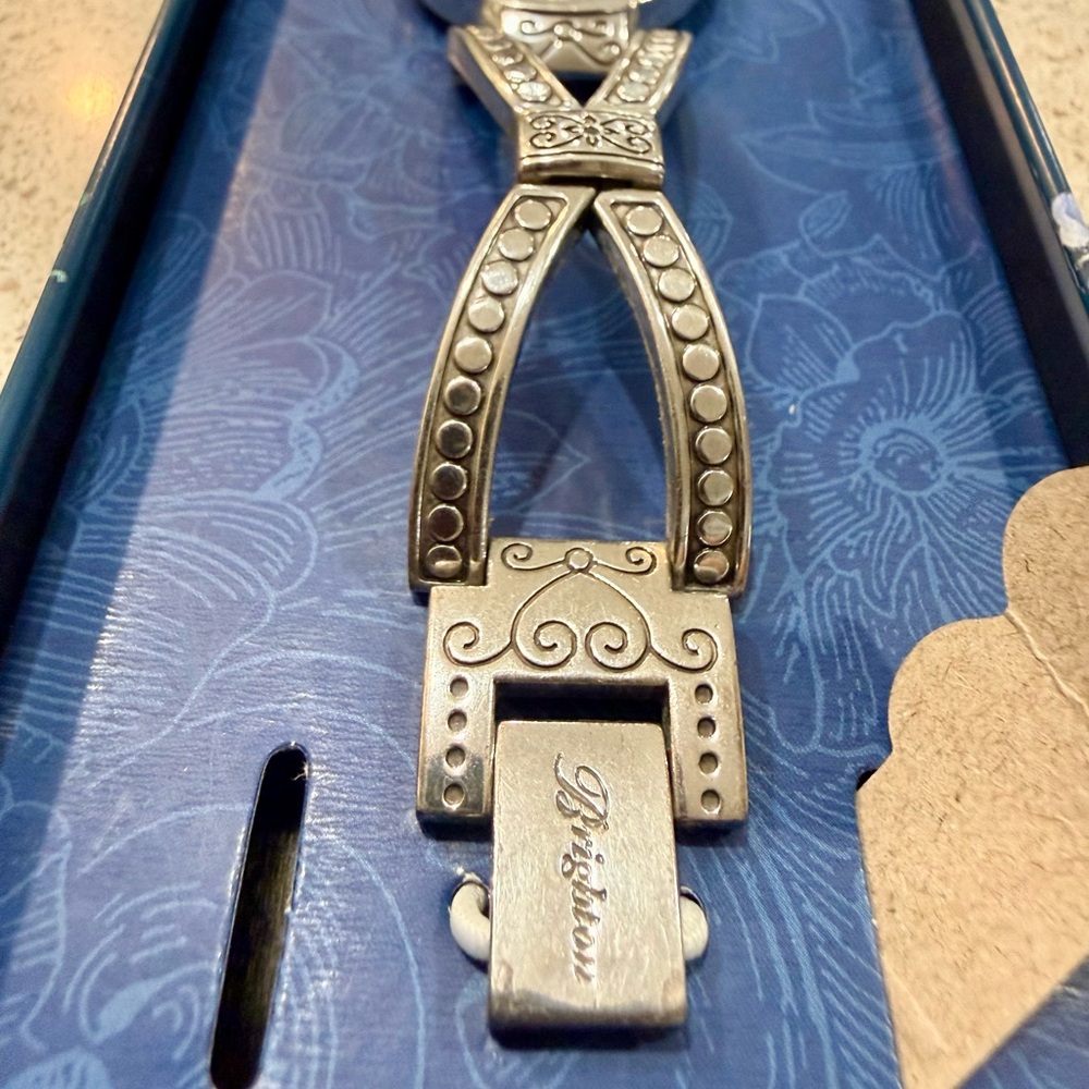 BRIGHTON TEMPLE CITY WRIST WATCH QUARTZ NWT/NIB💕 - Picture 7 of 12